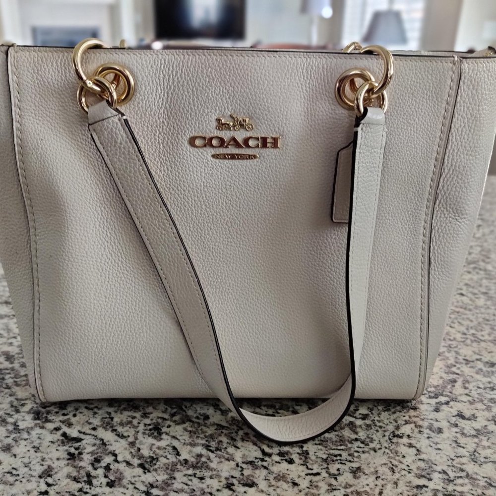 Classic chalk tote with gold embellishments